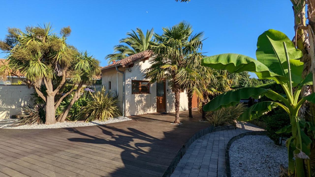 Guest House Au Milieu Des Palmiers Saint-Martin-de-Seignanx Exterior photo